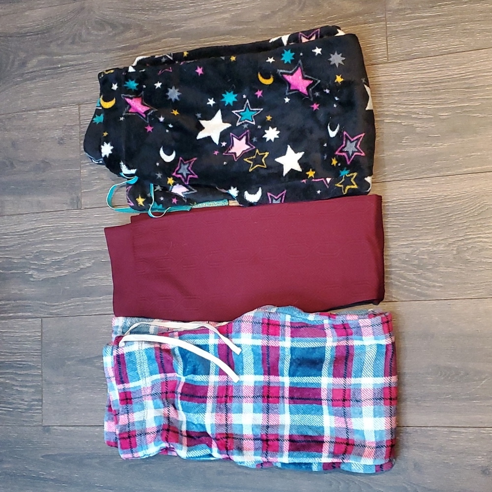 Lot of comfy pants